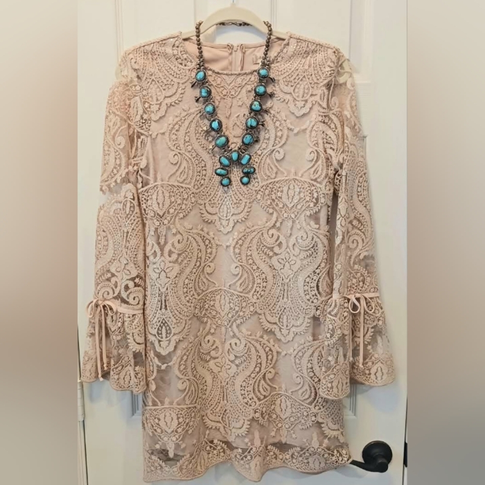 ALTERD STATE Elegant Lace Dress sz M